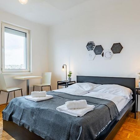 New With A View - Modern Studio Βιέννη Εξωτερικό φωτογραφία